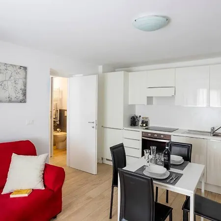 Luxury Appartament Piazza Roma Διαμέρισμα
